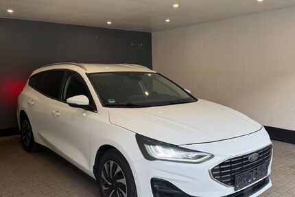 Ford Focus 67.800 km 16.700 &euro; Bochum 44805