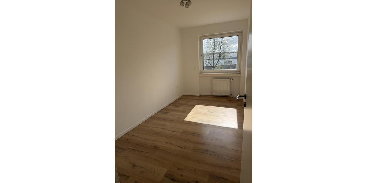 Etagenwohnung Schwerte - 4 Zimmer, 92 m&sup2;, 875&euro; | Angebot:25960176