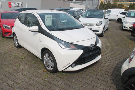 Toyota Aygo (X) 69.391 km 8.700 &euro; Bochum 44867