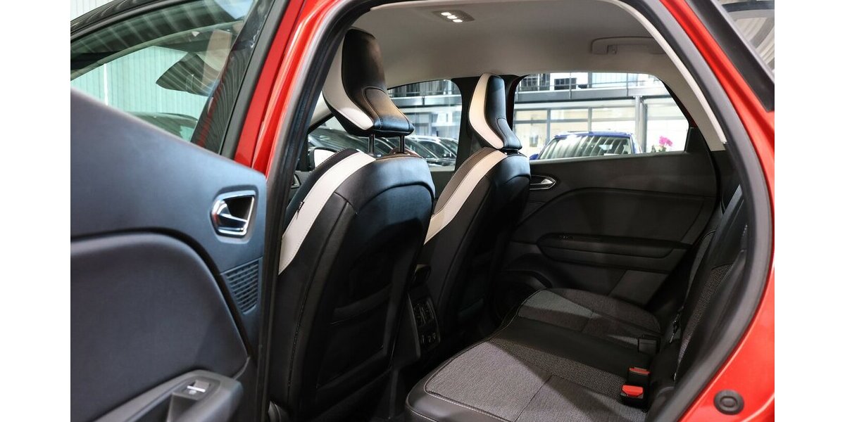 Renault Captur 130 TCE INTENS RED & BLACK / LED / AHK 83.000 km 13.555 &euro; Hamm 59077