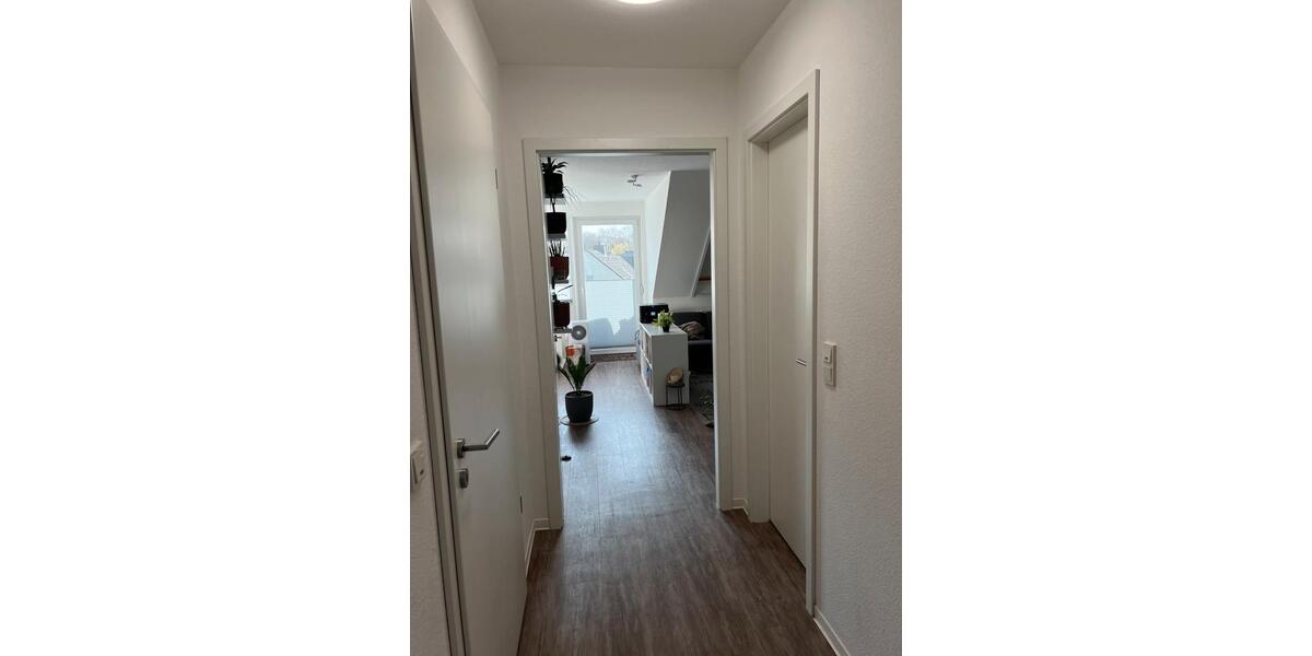 Dachgeschoßwohnung Dortmund Eving - 2.5 Zimmer, 79 m&sup2;, 1.000&euro; | Angebot:23672256