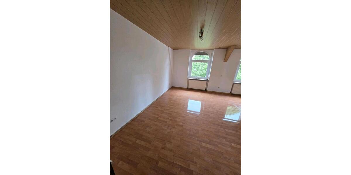 Dachgeschoßwohnung Hagen Hagen-Nord - 5 Zimmer, 107 m&sup2;, 720&euro; | Angebot:26700899