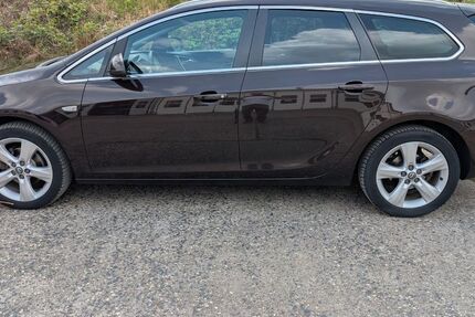 Opel Astra 99.600 km 5.699 &euro; Datteln 45711