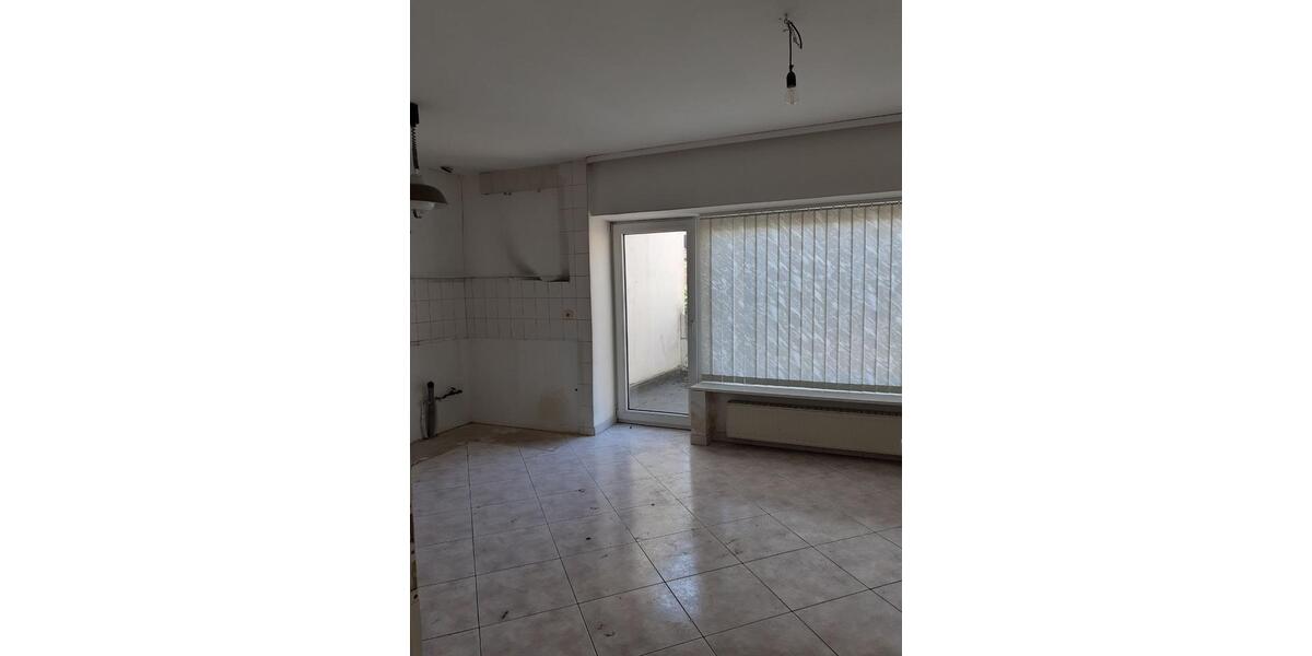 Etagenwohnung Hamm - 3 Zimmer, 142 m&sup2;, 150.000&euro; | Angebot:26754330