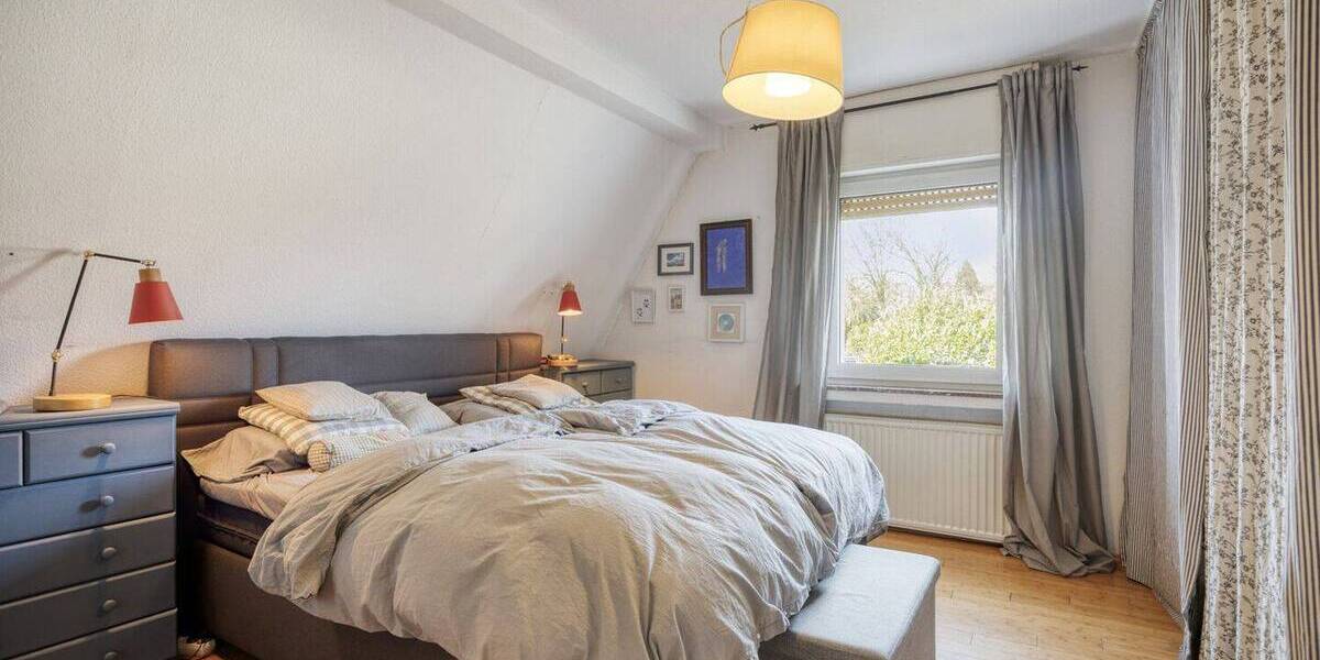 Doppelhaushälfte Recklinghausen Stadtmitte - 6 Zimmer, 170 m&sup2;, 425.000&euro; | Angebot:26202336