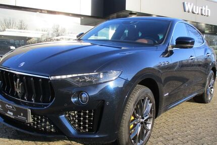Maserati Levante 83.400 km 48.900 &euro; Schwerte 58239