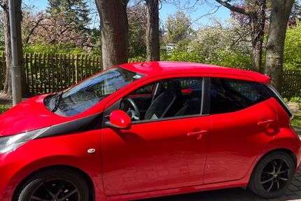 Toyota Aygo (X) 90.400 km 7.100 &euro; Hagen 58089