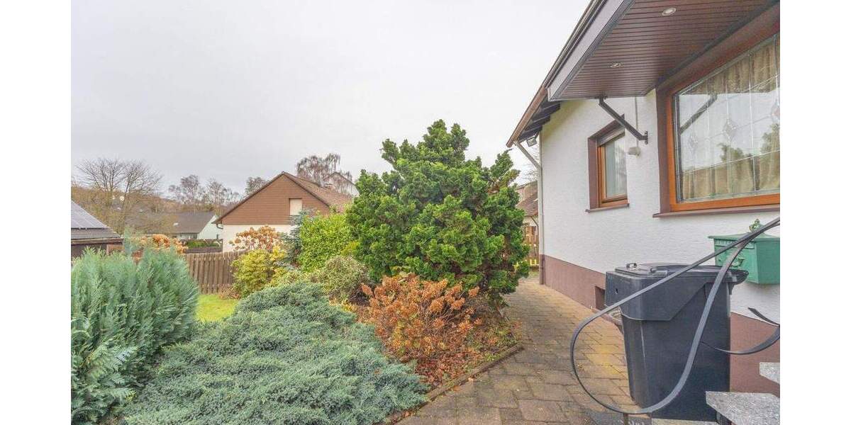 Einfamilienhaus Menden Mitte - 5 Zimmer, 122 m&sup2;, 215.000&euro; | Angebot:25729252