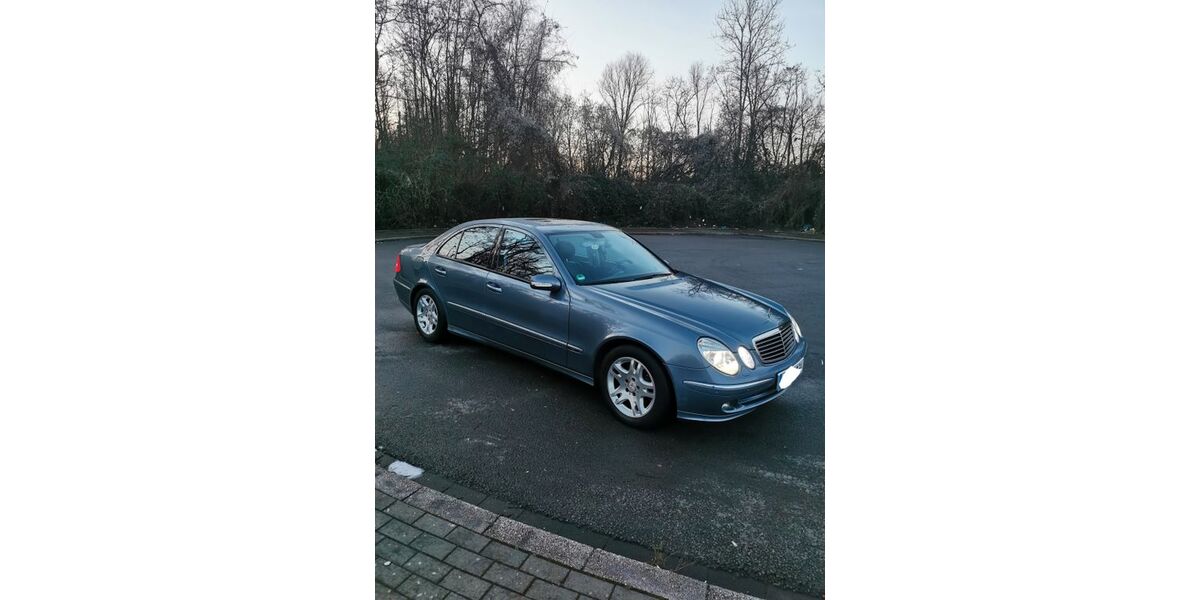 Mercedes-Benz E 280 156.000 km 9.300 &euro; Bochum 44805