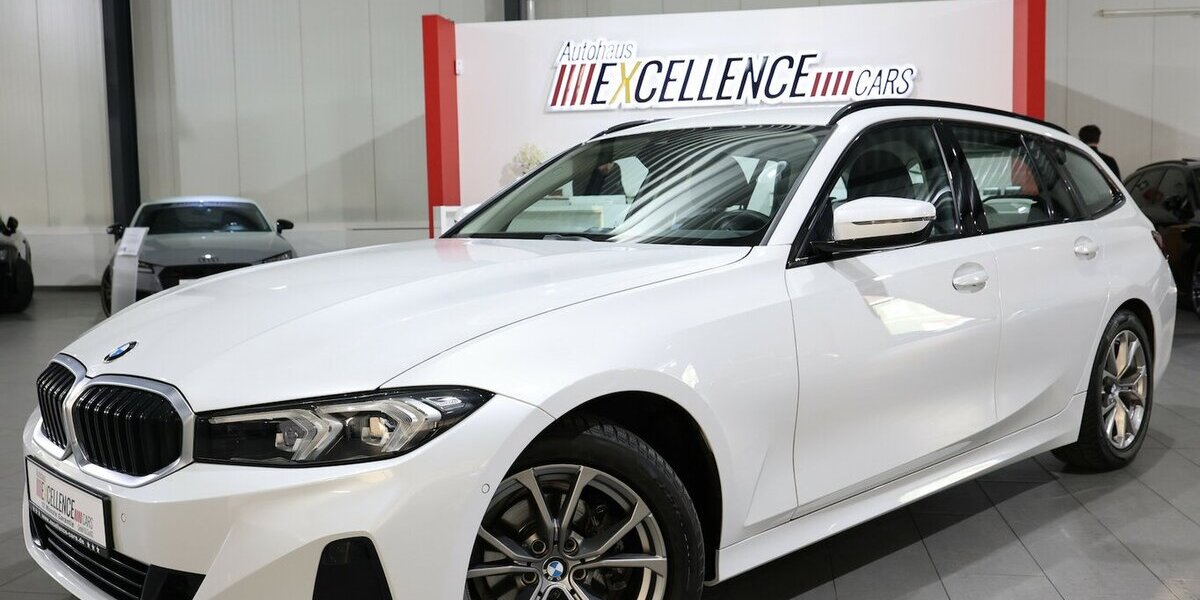BMW 318d Touring SPORT SHADOW CURVED+NAV+KAMERA,LED 105.000 km 23.883 &euro; Hamm 59077