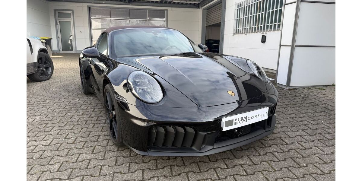 Porsche 992 4.272 km 198.500 &euro; Holzwickede 59439