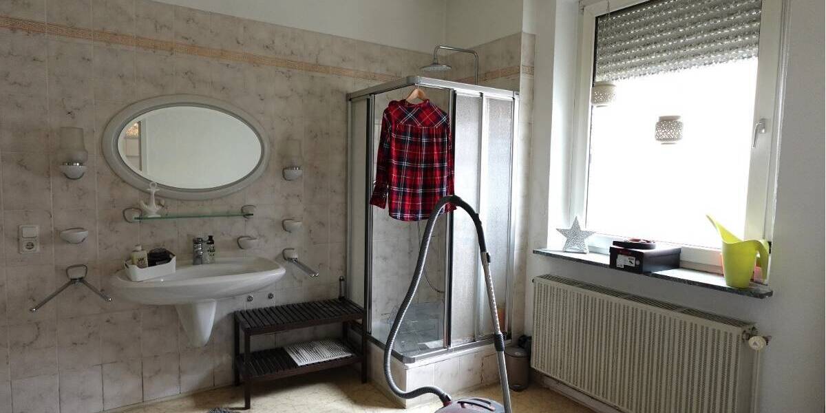 Mehrfamilienhaus, Wohnhaus Hamm Hamm-Mitte - 8 Zimmer, 200 m&sup2;, 279.000&euro; | Angebot:26218232