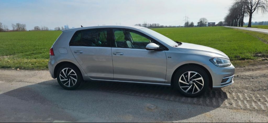 VW Golf 71.500 km 16.100 &euro; Hamm 59071