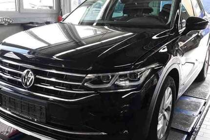 VW Tiguan Elegance 1.4 eHybrid DSG NAVI PANORAMA KAME 68.479 km 26.788 &euro; Bergkamen 59192