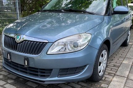 Skoda Fabia 182.000 km 2.600 &euro; Dortmund 44287