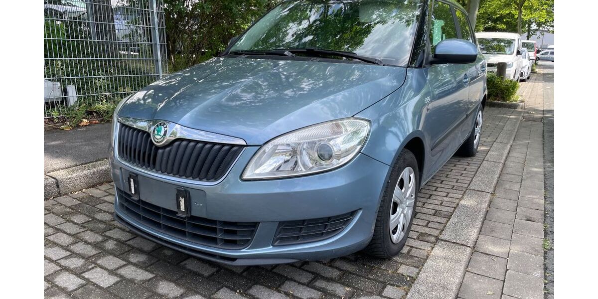 Skoda Fabia 182.000 km 2.600 &euro; Dortmund 44287