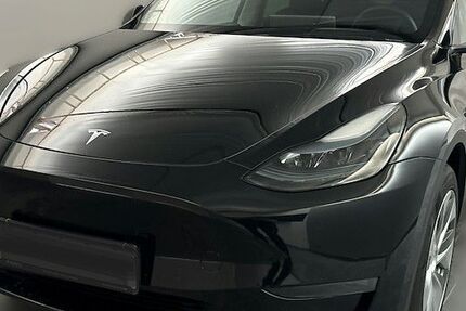 Tesla Model Y 112.800 km 32.900 &euro; Bochum 44803