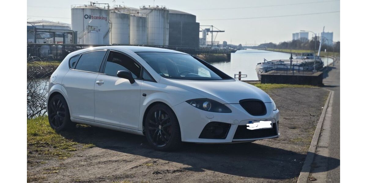 Seat Leon 92.500 km 7.000 &euro; Hamm 59067