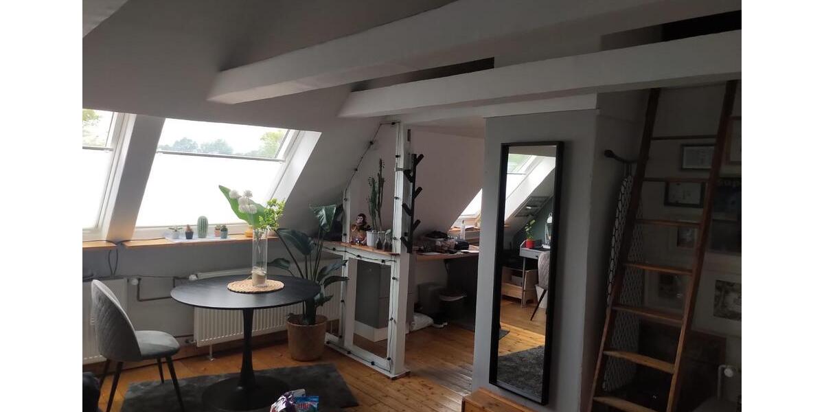 Dachgeschoßwohnung Dortmund Aplerbeck - 1 Zimmer, 28 m&sup2;, 390&euro; | Angebot:25975017