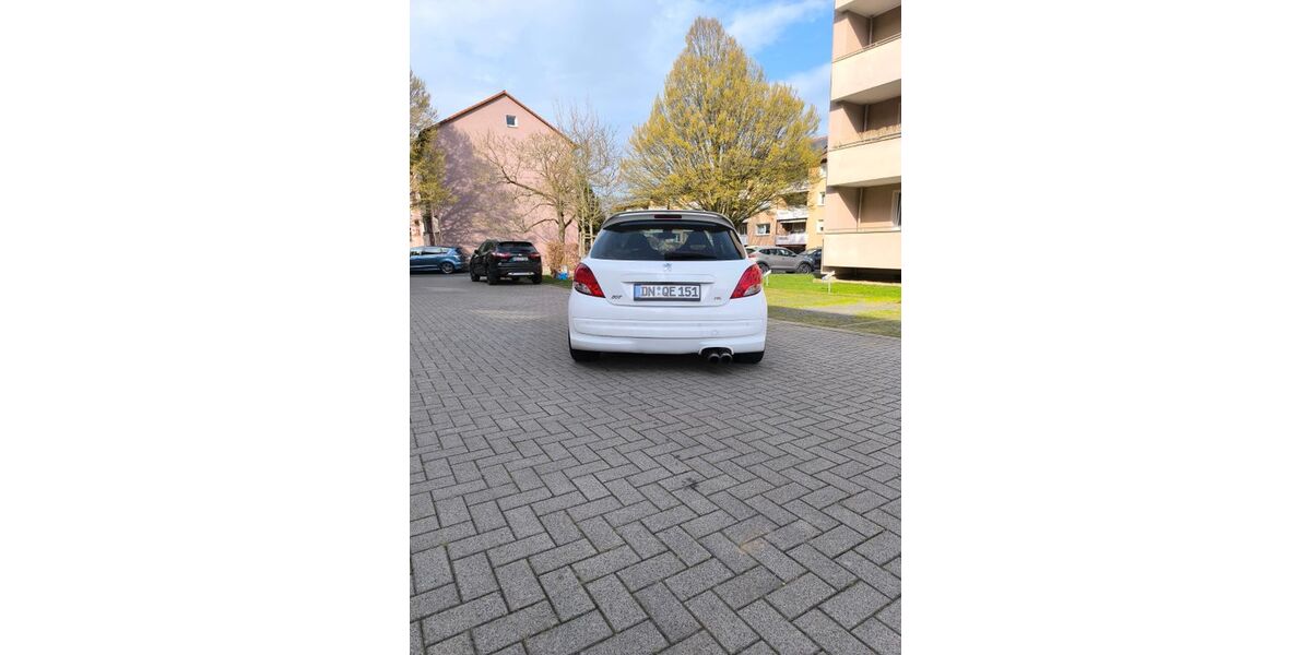 Peugeot 207 152.632 km 3.400 &euro; Hagen 58099
