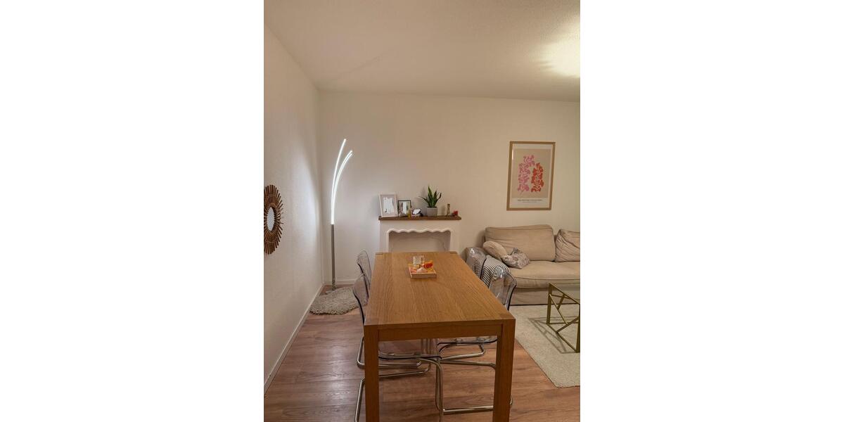 Etagenwohnung Lünen Brambauer - 3 Zimmer, 80 m&sup2;, 880&euro; | Angebot:26644876