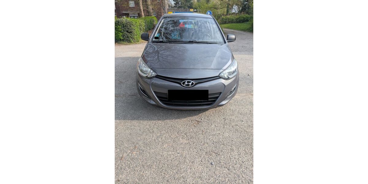Hyundai i20 109.000 km 4.600 &euro; Hagen 58093