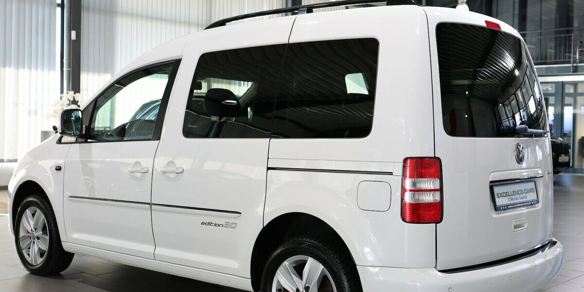 VW Caddy KOMBI 1.6 TDI DSG EDITION-30 WHITE & BLACK 144.000 km 14.881 &euro; Hamm 59077