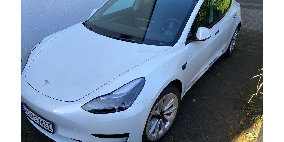 Tesla Model 3 44.600 km 27.400 &euro; Dortmund 44229