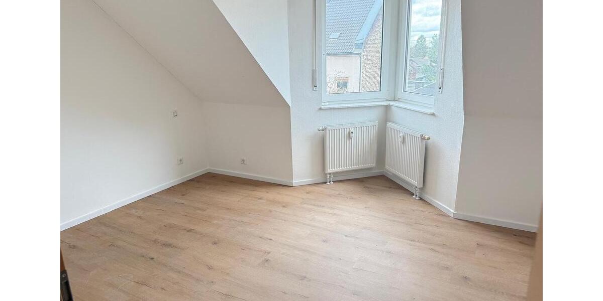 Dachgeschoßwohnung Recklinghausen Berghausen - 2 Zimmer, 64 m&sup2;, 545&euro; | Angebot:24599568
