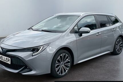 Toyota Corolla 57.598 km 24.380 &euro; Hamm 59067