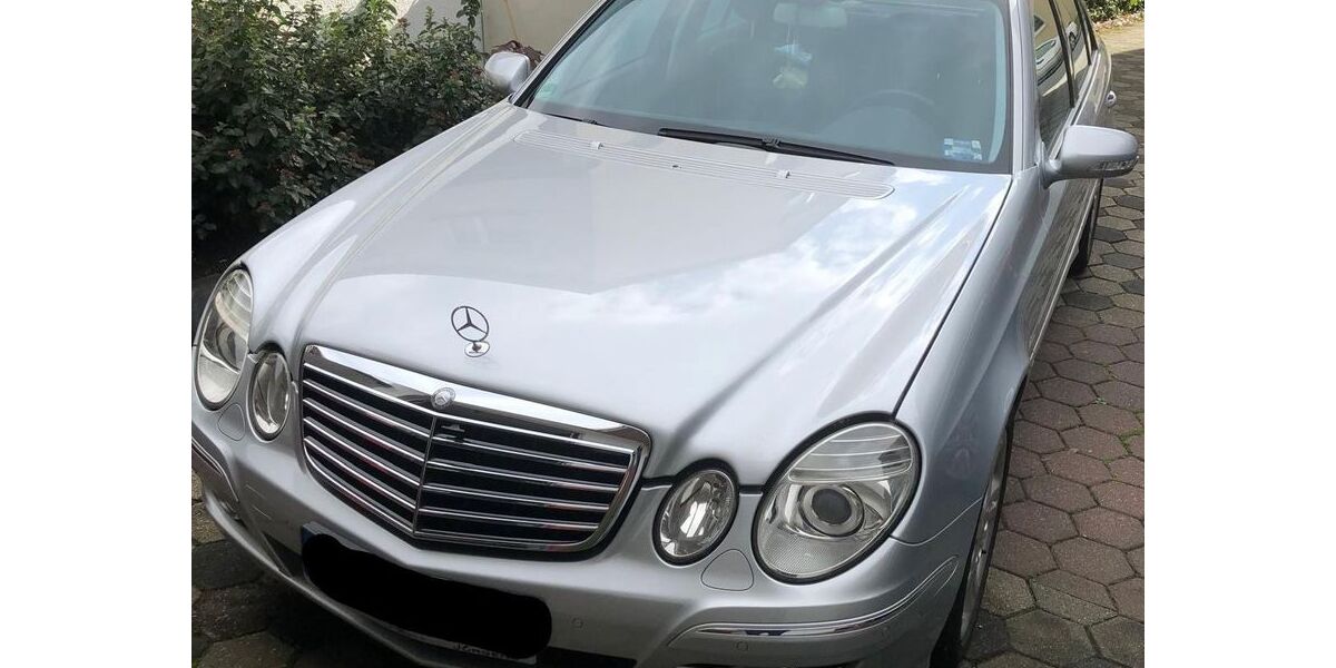 Mercedes-Benz E 200 110.000 km 10.950 &euro; Dortmund 44319