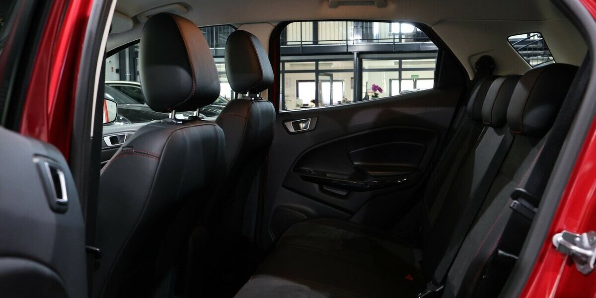 Ford EcoSport EB ST-LINE SPORT RED & BLACK / LED, B&O 60.000 km 13.777 &euro; Hamm 59077