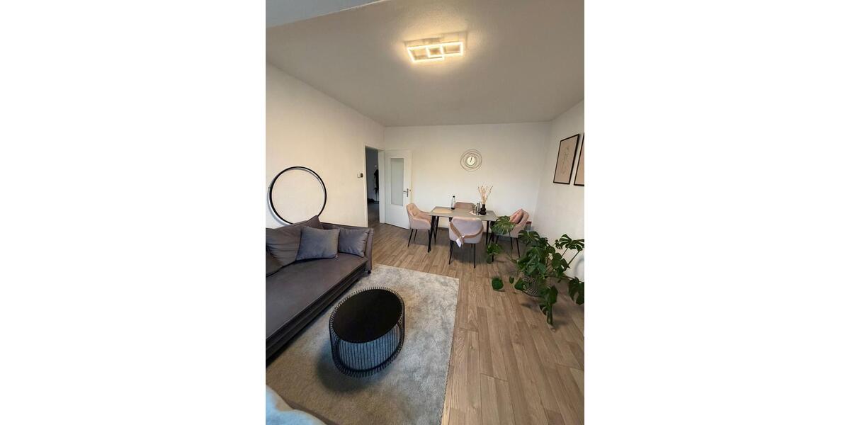Dachgeschoßwohnung Dortmund Brackel - 3 Zimmer, 62 m&sup2;, 1.200&euro; | Angebot:26045464