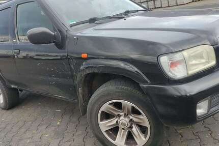 Nissan Pathfinder 255.000 km 3.000 &euro; Unna 59425