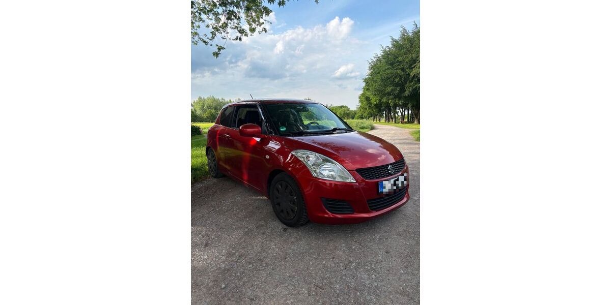 Suzuki Swift 221.759 km 2.599 &euro; Kamen 59174