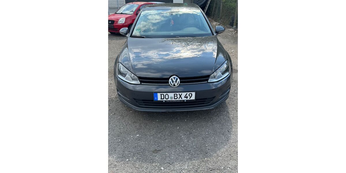 VW Golf 98.000 km 8.499 &euro; Dortmund 44149