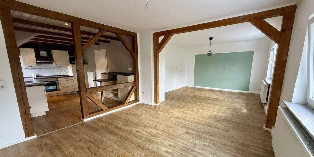 Einfamilienhaus Welver Illingen - 8 Zimmer, 200 m&sup2;, 249.000&euro; | Angebot:25686103