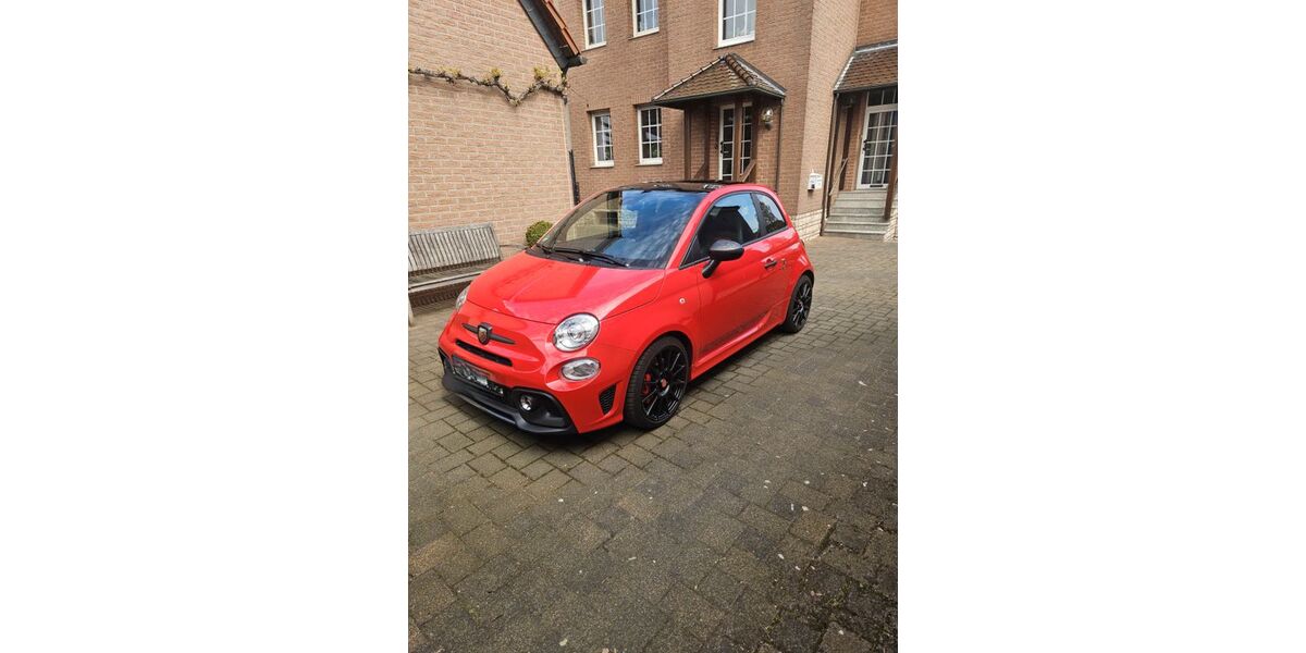 Abarth 595 7.075 km 27.690 &euro; Oer-Erkenschwick 45739