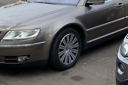 VW Phaeton 272.899 km 5.499 &euro; Herne 44649