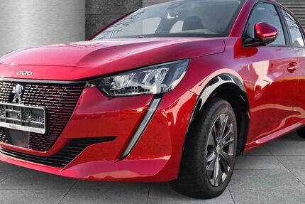 Peugeot e-208 21.639 km 15.490 &euro; Herten 45699