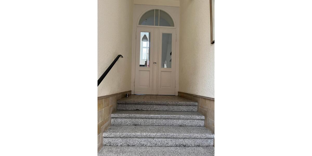 Hochparterre Hamm - 4 Zimmer, 95 m&sup2;, 1.000&euro; | Angebot:24736643