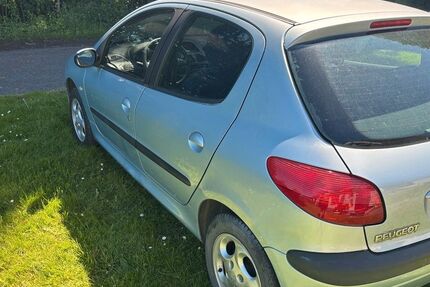 Peugeot 206 178.860 km 1.590 &euro; Dortmund 44289