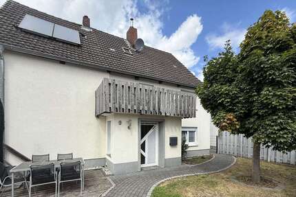 Haus Welver - 8 Zimmer, 200 m&sup2;, 249.000&euro; | Angebot:25498936