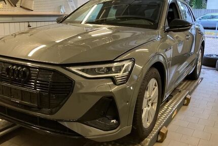 Audi e-tron 56.721 km 37.485 &euro; Hagen 58091