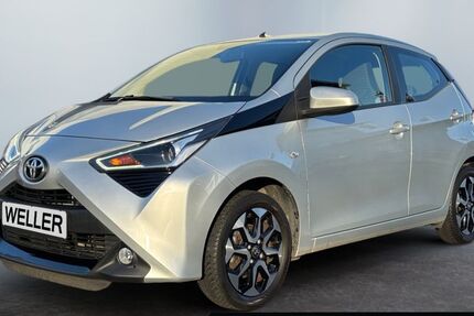 Toyota Aygo (X) 17.500 km 11.970 &euro; Dortmund 44143