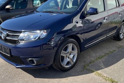 Dacia Logan 147.000 km 3.900 &euro; Lünen 44532
