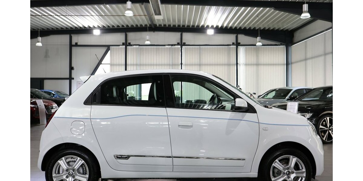 Renault Twingo INTENS ELECTRIC SPURHALTE, LEDER, KAMERA 12.000 km 12.888 &euro; Hamm 59077