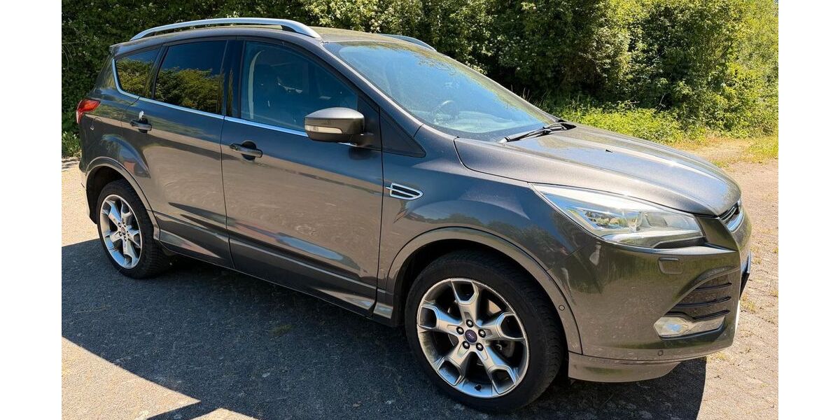 Ford Kuga 178.000 km 7.890 &euro; Ascheberg 59387