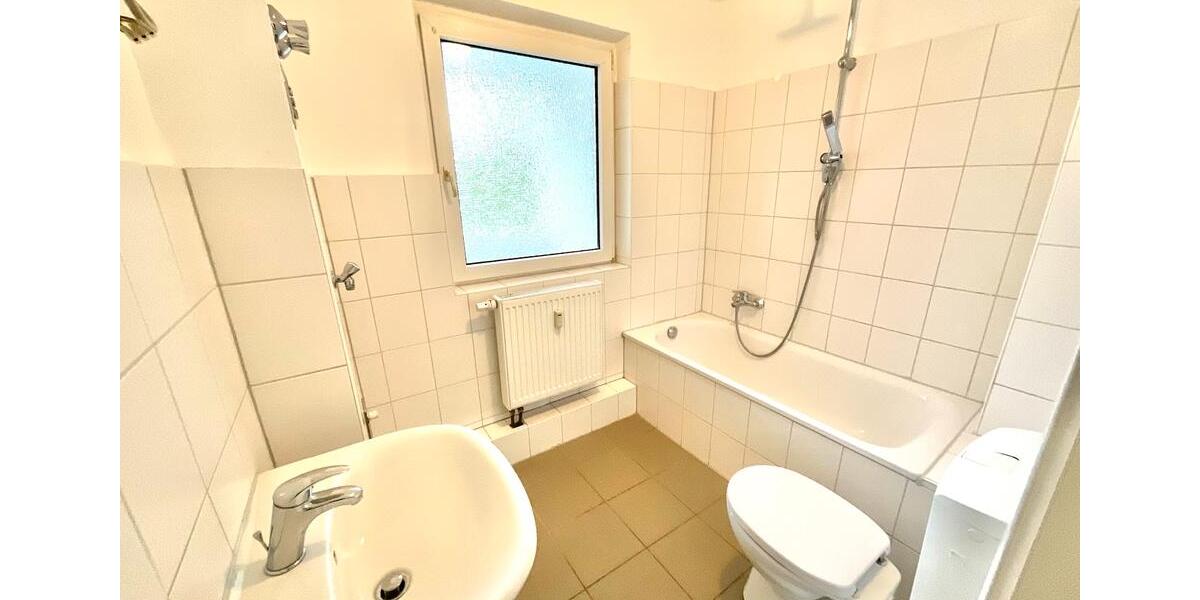 Etagenwohnung Castrop-Rauxel Bladenhorst - 4 Zimmer, 92 m&sup2;, 749&euro; | Angebot:26646877