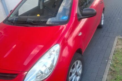 Hyundai i20 120.000 km 2.149 &euro; Recklinghausen 45663